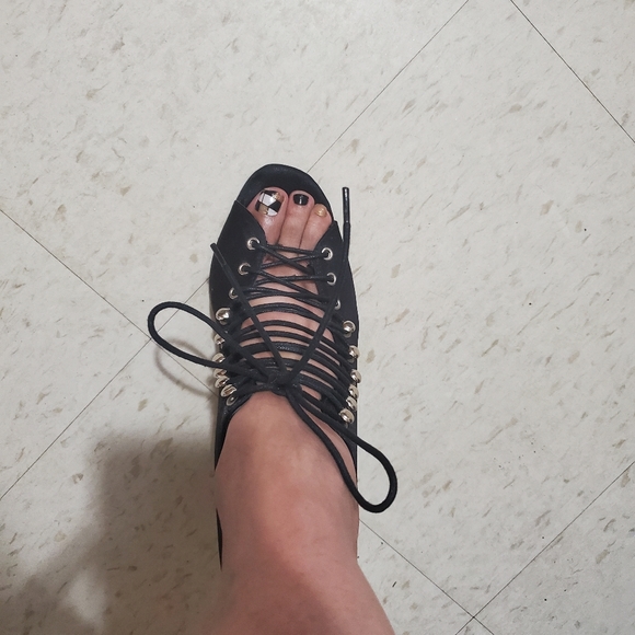 # 020 N.Y.L.A. SHOES - Picture 10 of 13